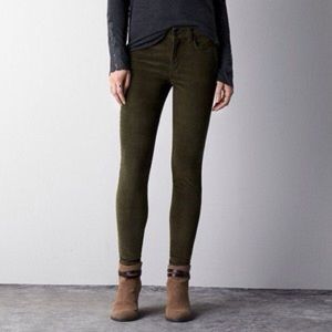 American Eagle Green High Rise Jeggings